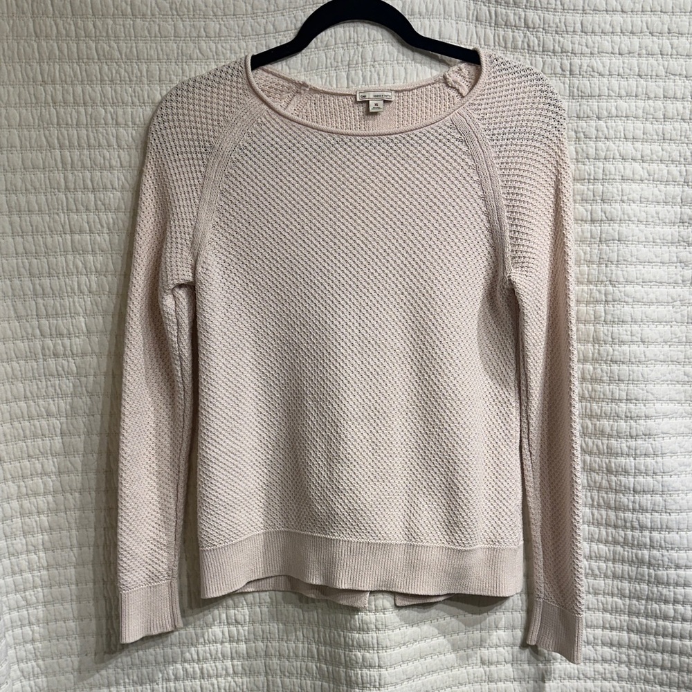 GAP Women's Light Pink Crew Neck Sweater